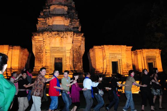 2009 Annual Meeting: Cambodia